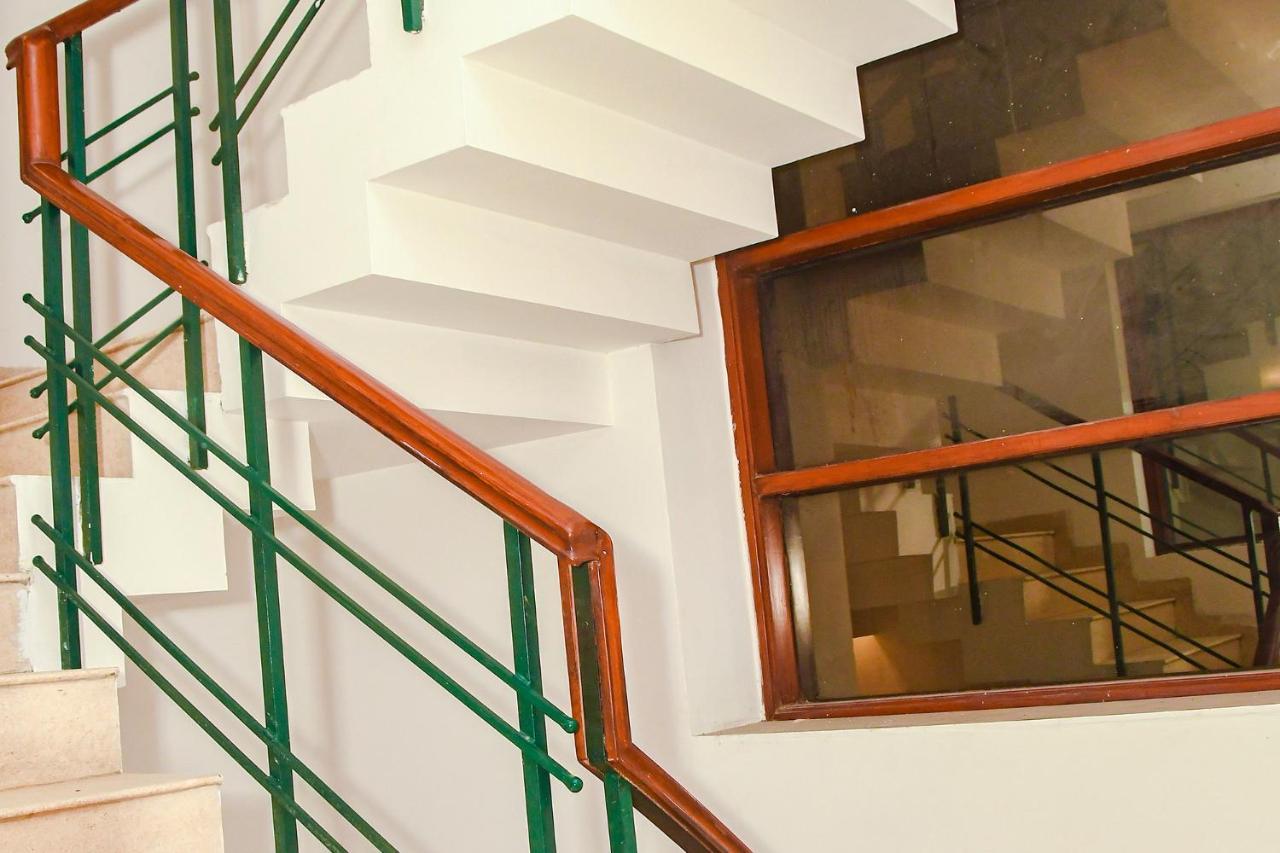 Fabhotel Premium Gurgaon Exterior foto
