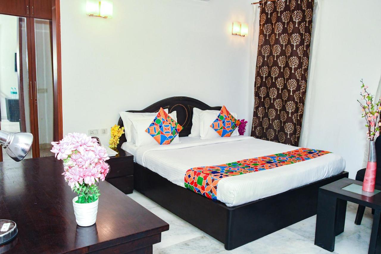 Fabhotel Premium Gurgaon Exterior foto