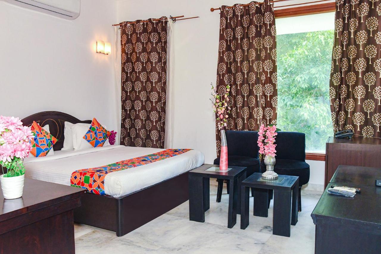 Fabhotel Premium Gurgaon Exterior foto